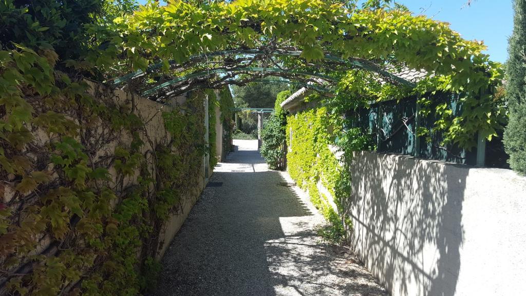 Les Jardins De Fontanille Saint-Rémy-de-Provence Eksteriør billede